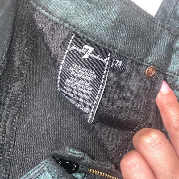 7 For All Mankind Shimmer Metallic Emerald Green Coated Jeans Denim 24 XS - Picture 9 of 11